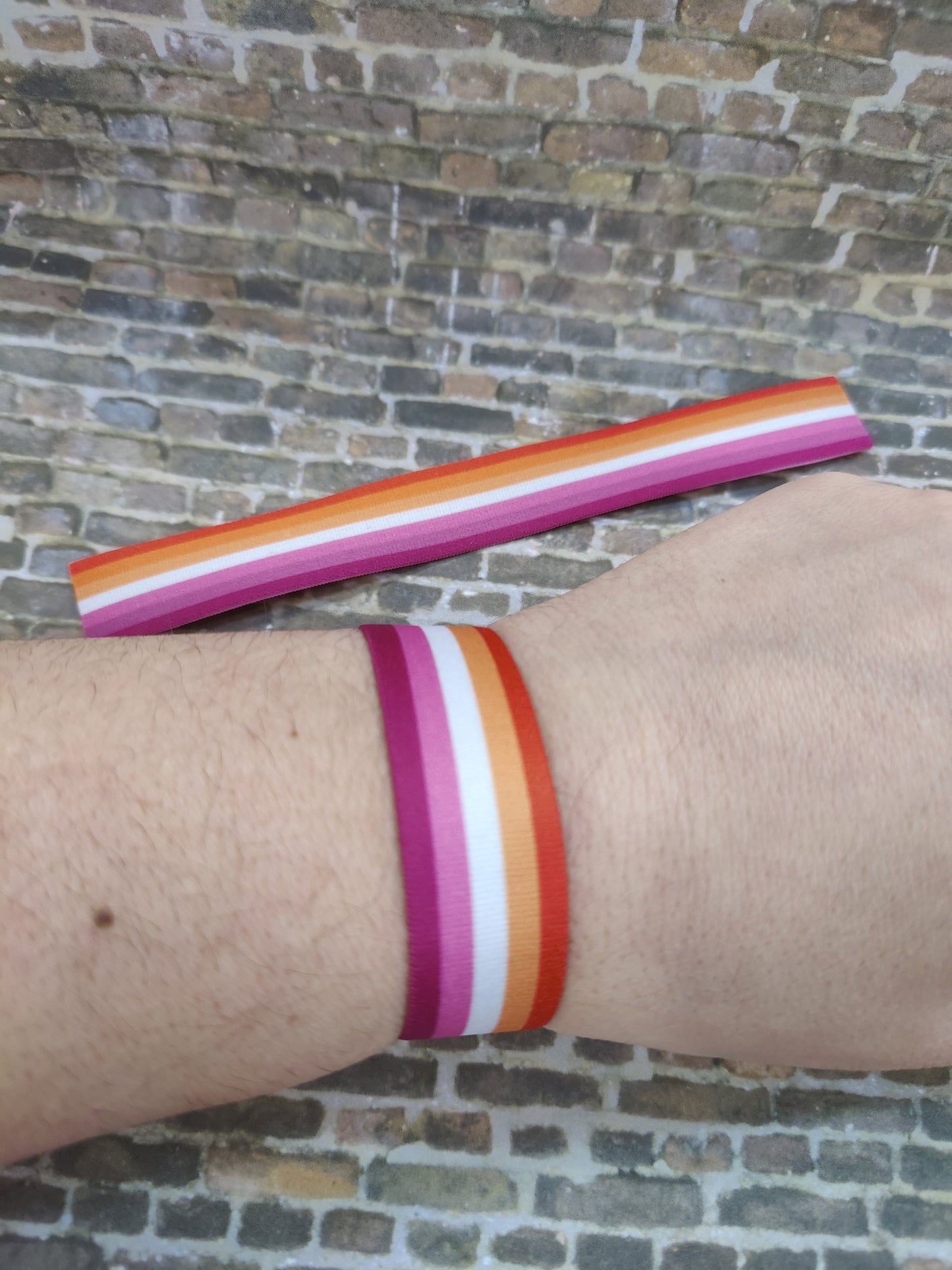 Lesbian Flag - Thick Elastic Wristband Bracelet - stretchy elastic with magnetic clasp - heavy duty, design does not fade, washable 7/8"