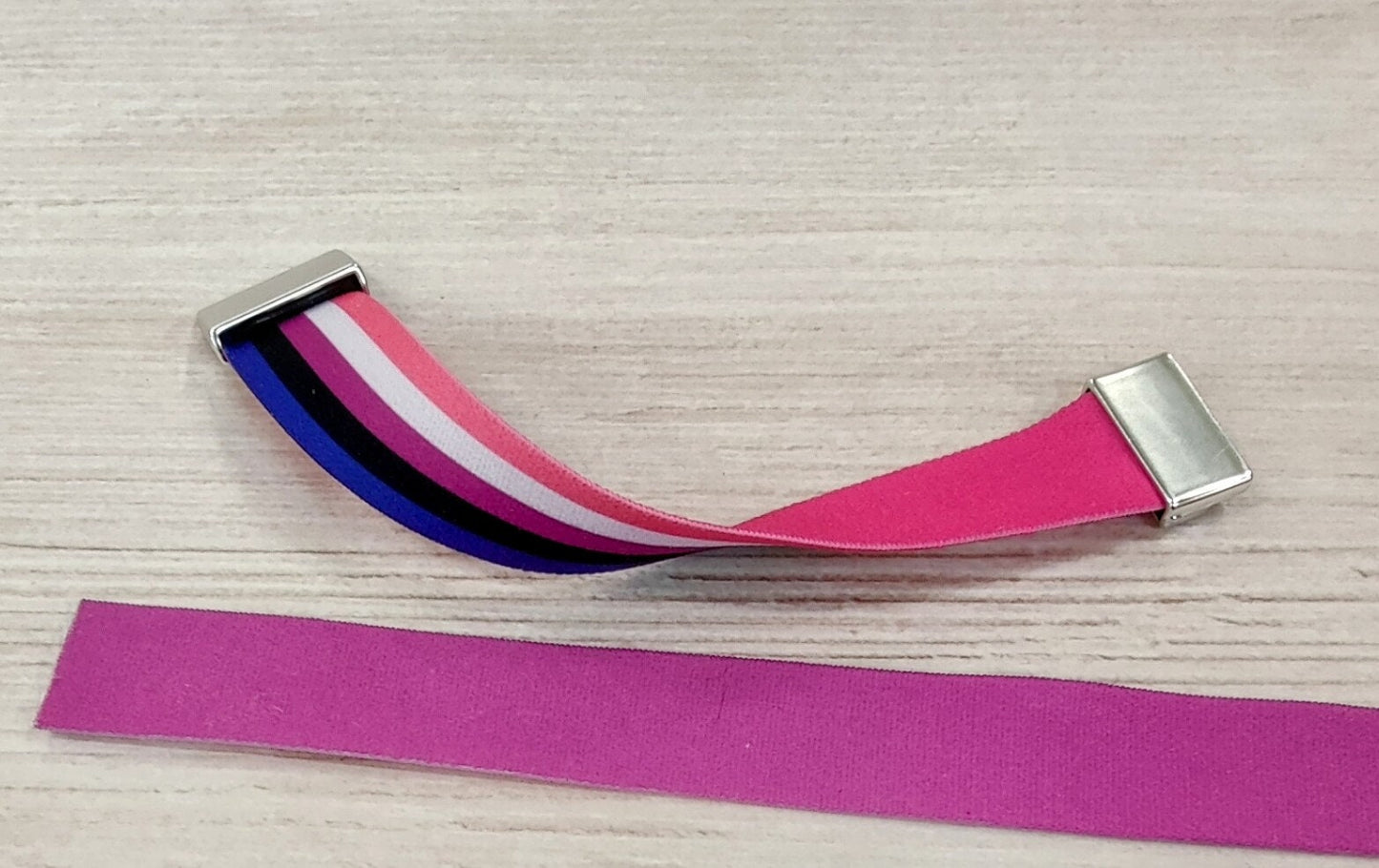 Genderfluid Flag - Thick Elastic Wristband Bracelet - stretchy elastic with magnetic clasp - heavy duty, design does not fade, washable 7/8"